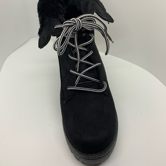 flip down furry faux suede lace boots black - Picture 4 of 11